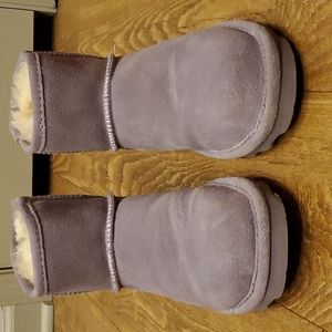 Purple Bearpaw Boots EUC | Alyssa Ankle Boot, Lilac, 7 M US